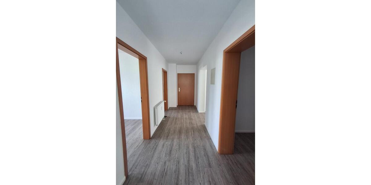 Etagenwohnung Schirgiswalde-Kirschau Kirschau - 4 Zimmer, 117 m&sup2;, 877&euro; | Angebot:26476004