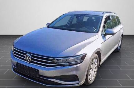VW Passat Variant 42.300 km 23.590 &euro; Kruft 56642