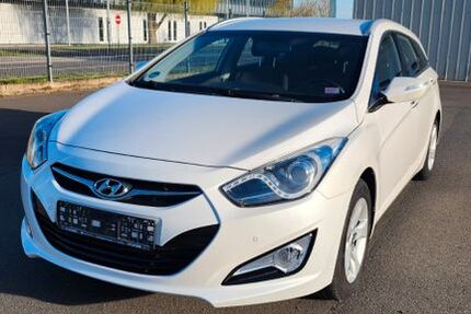 Hyundai i40 94.000 km 8.499 &euro; Gotha 99867