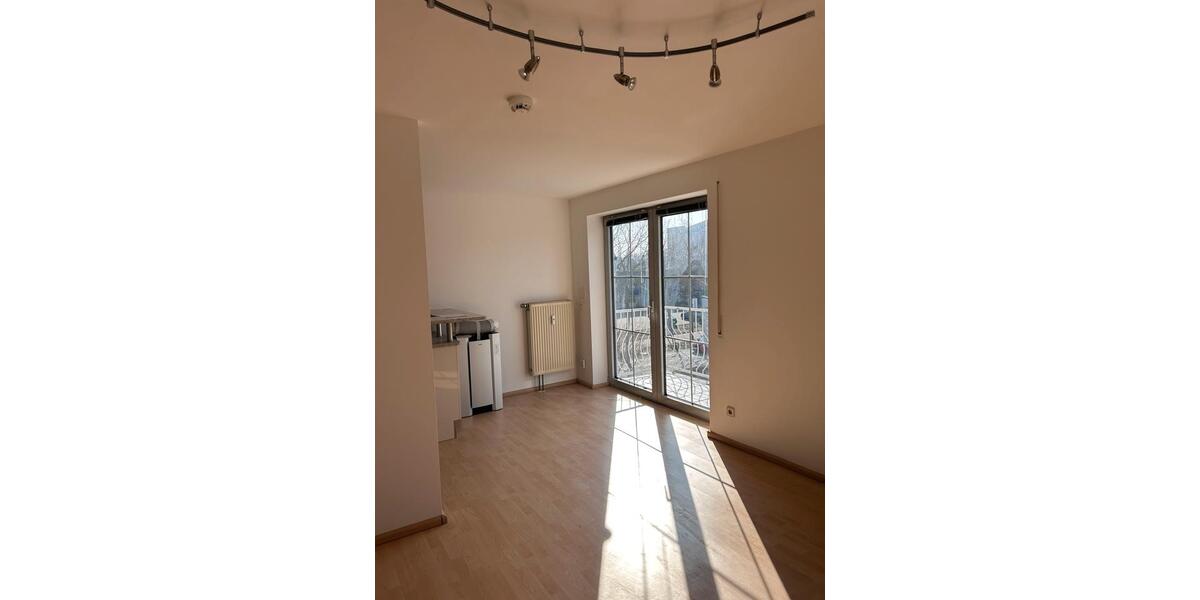 Dachgeschoßwohnung Ingolstadt - 2 Zimmer, 41 m&sup2;, 800&euro; | Angebot:25414088