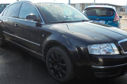 Skoda Superb 157.025 km 4.999 &euro; Nordhausen 99734