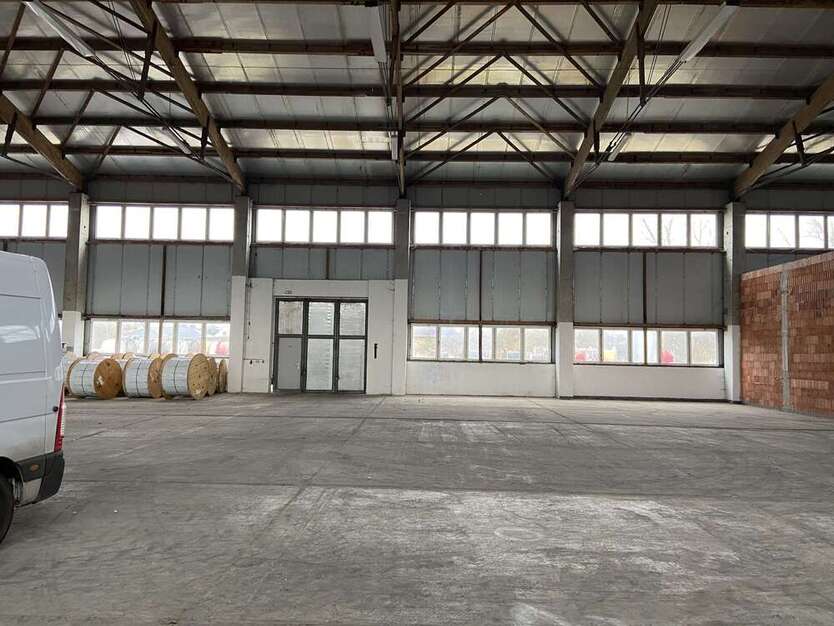 Halle in Anklam 1.708 € 854 m² zimmer