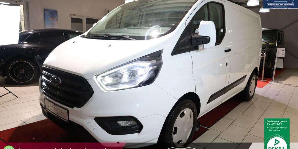 Ford Tourneo Custom 221.222 km 10.800 &euro; Bad Segeberg 23795