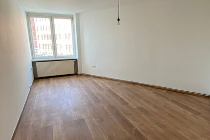 Frisch renovierte 2-Zimmer Wohnung im westl. Ringgebiet