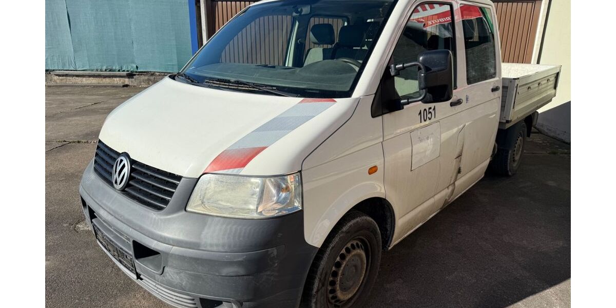 VW T5 Transporter 290.000 km 3.990 &euro; Höxter 37671