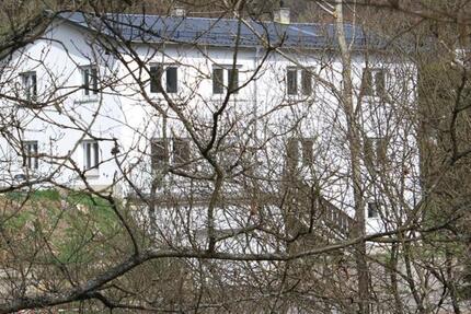 Haus Haiger - 10 Zimmer, 220 m&sup2;, 1.600&euro; | Angebot:25561238