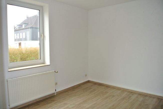 Etagenwohnung Mülheim an der Ruhr Saarn - 2 Zimmer, 57 m&sup2;, 430&euro; | Angebot:24973739