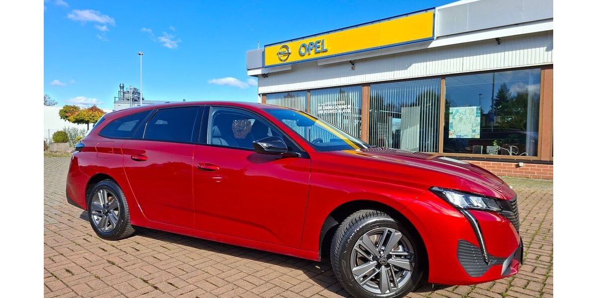 Peugeot 308 25.300 km 21.990 &euro; Altmittweida 09648