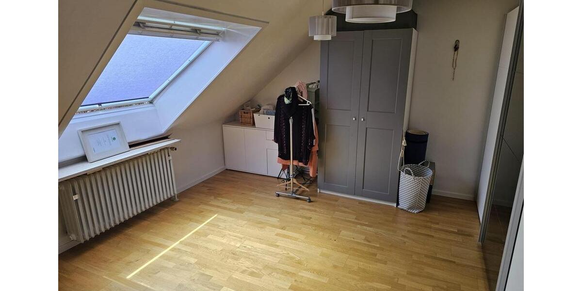 Reihenhaus Emmering - 5 Zimmer, 144 m&sup2;, 2.500&euro; | Angebot:24765772