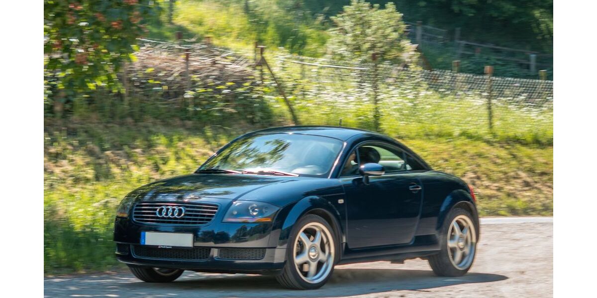 Audi TT 83.800 km 7.950 &euro; Lautertal 64686