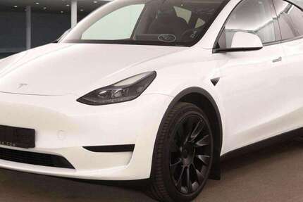 Tesla Model Y 44.175 km 32.450 &euro; Herges-Hallenberg 98587