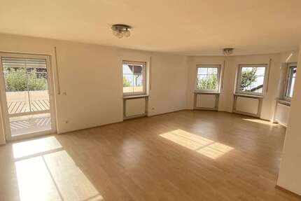 Wohnung zum Mieten in Ergolding 1.125 € 115 m² 3 zimmer