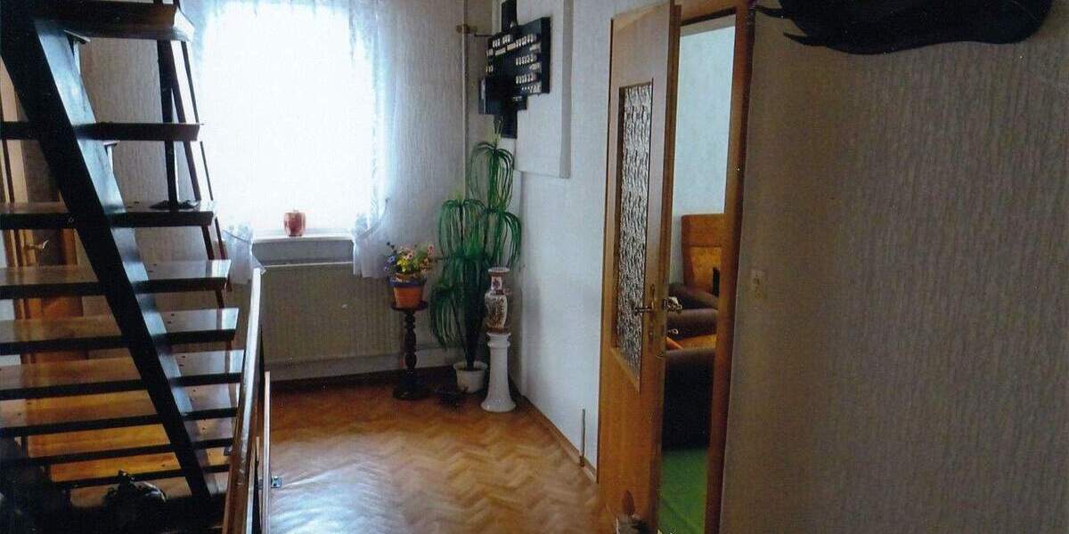 Einfamilienhaus Sachsenbrunn Stelzen - 6 Zimmer, 170 m&sup2;, 69.000&euro; | Angebot:25668296