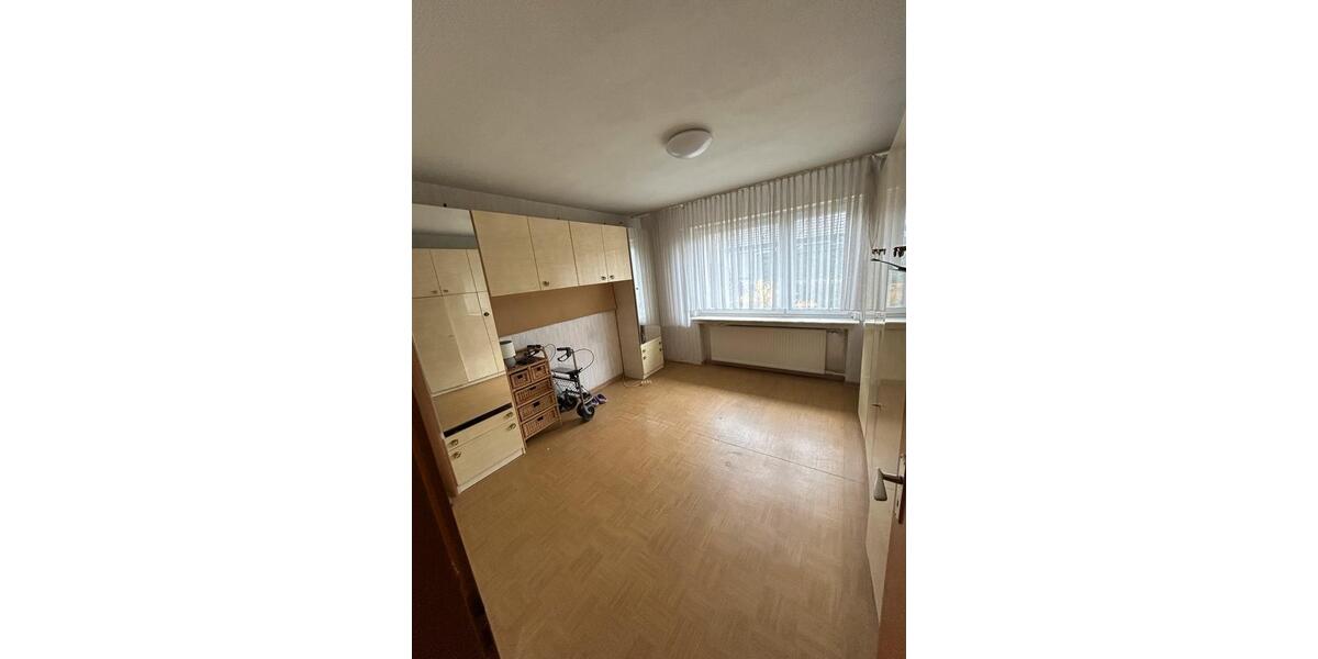 Einfamilienhaus Espelkamp - 6 Zimmer, 128 m&sup2;, 280.000&euro; | Angebot:26577886