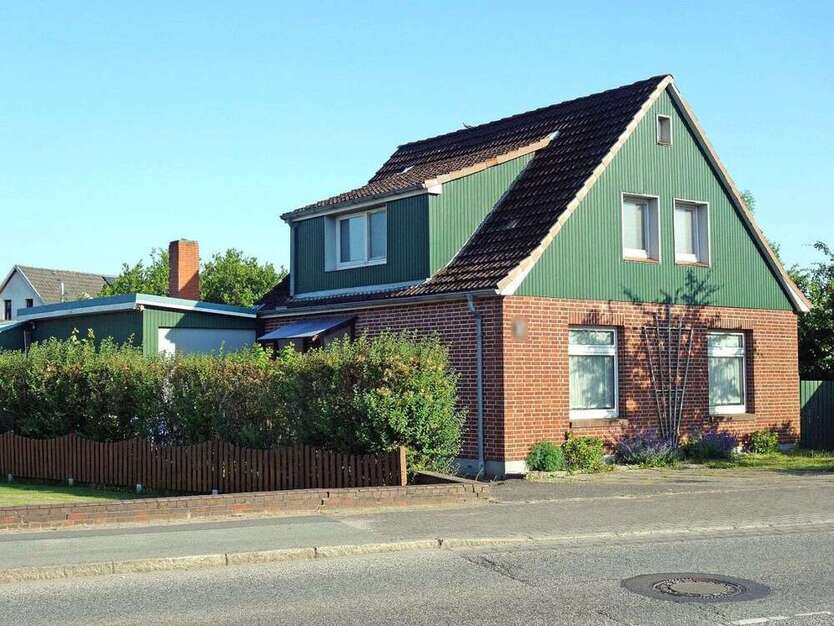 Haus zum Kaufen in Meldorf 195.000 € 121 m²