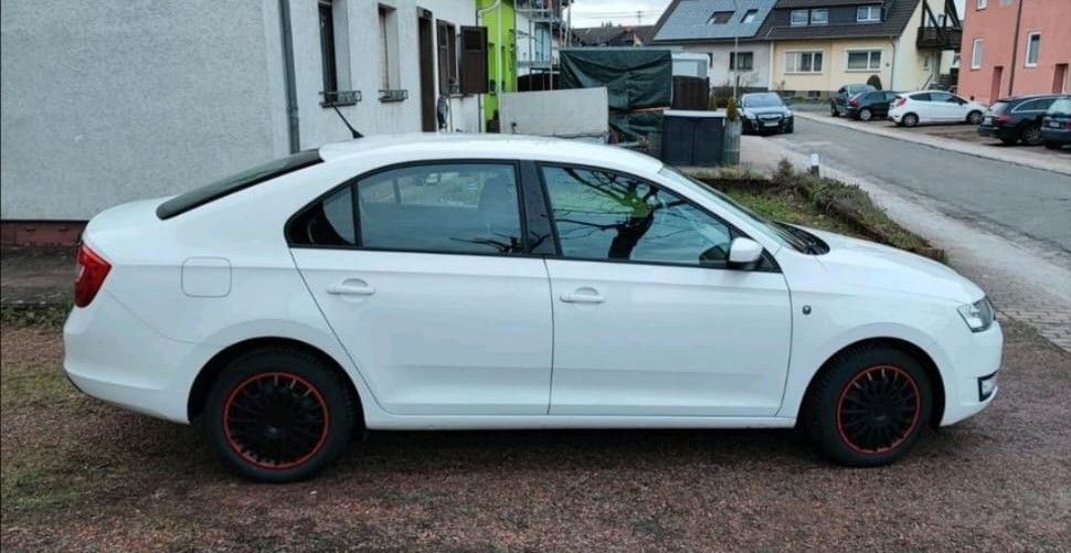 Skoda Rapid 166.000 km 5.490 &euro; Saarwellingen 66793