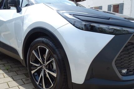 Toyota C-HR 2.400 km 29.999 &euro; Schwangau 87645