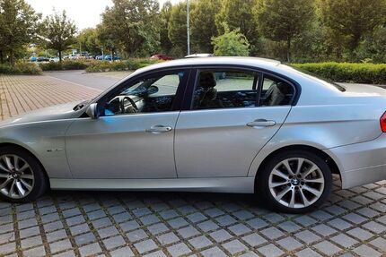 BMW 320 335.000 km 3.750 &euro; Lauf a.d. Pegnitz 91207