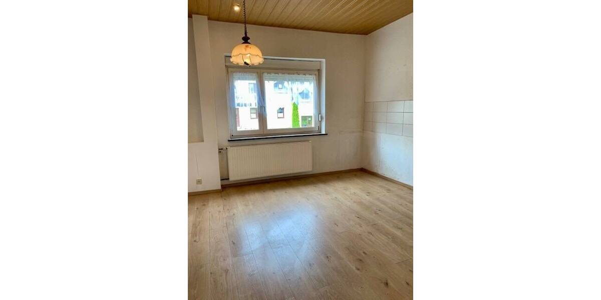 Reihenendhaus Reichenbach - 6 Zimmer, 127 m&sup2;, 99.000&euro; | Angebot:25662050