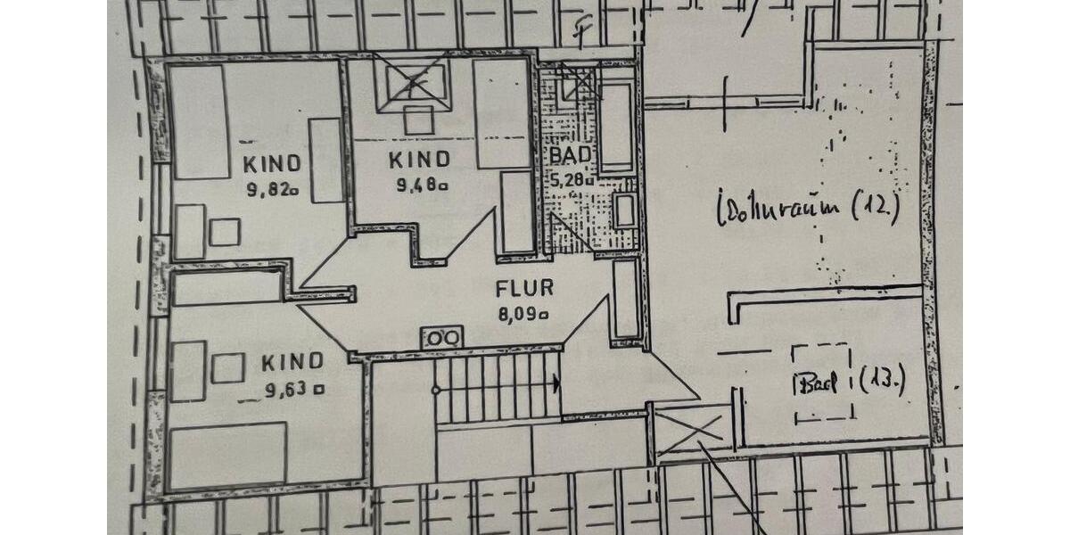 Großzügiges Ein- bis Zweifamilienhaus in Arnum Hemmingen! 7 zimmer