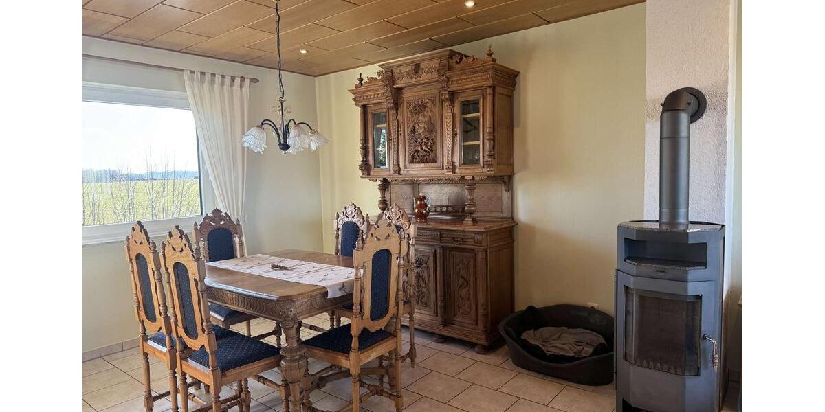 Etagenwohnung Schleiden - 5 Zimmer, 130 m&sup2;, 950&euro; | Angebot:25720418