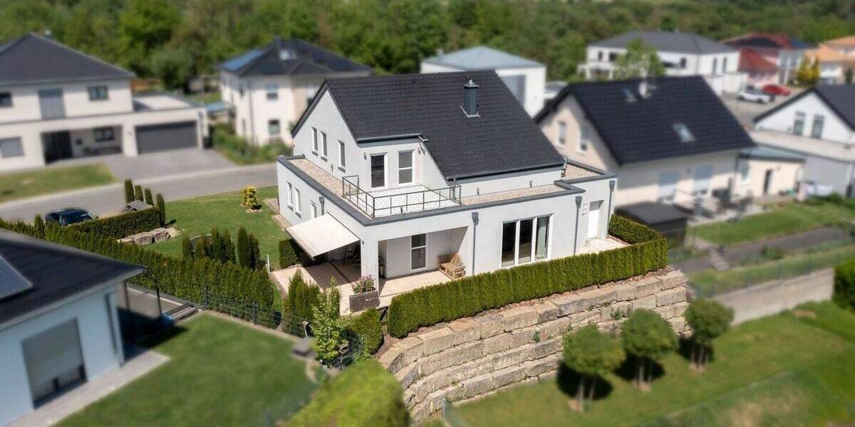 Einfamilienhaus Bitburg Stahl - 4 Zimmer, 205 m&sup2;, 678.000&euro; | Angebot:26892912