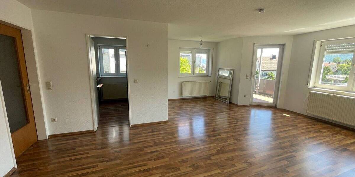 Etagenwohnung Aalen Dewangen - 3 Zimmer, 76 m&sup2;, 295.000&euro; | Angebot:26189396