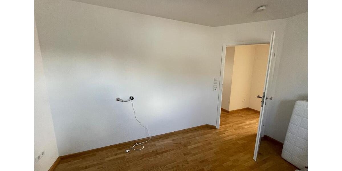 Etagenwohnung Achern - 2 Zimmer, 94 m&sup2;, 1.450&euro; | Angebot:25919142