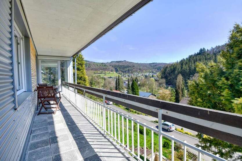 Panorama ZFH mit sagenhaftem Ausblick Energieeffizient & am Waldrand Garten,Balkone & Terrasse 7 zimmer