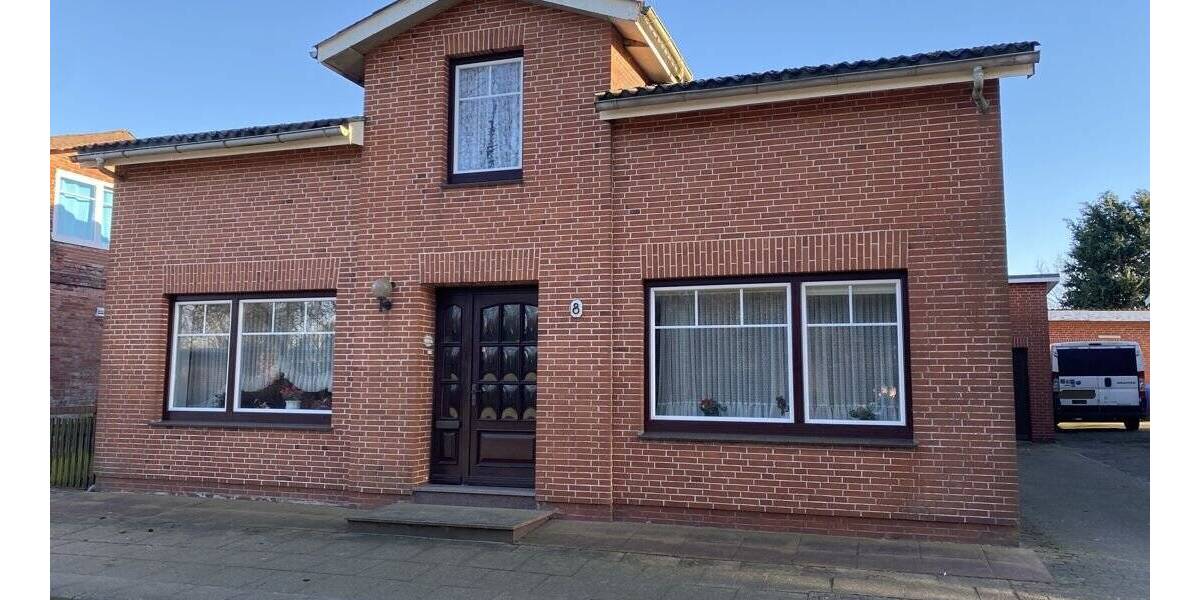 Einfamilienhaus Lunden - 5 Zimmer, 177 m&sup2;, 199.000&euro; | Angebot:23883162