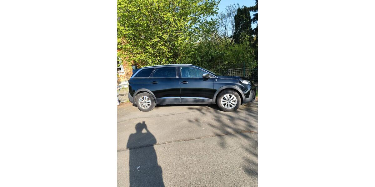 Peugeot 5008 94.000 km 20.100 &euro; Windeck 51570