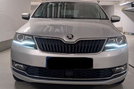 Skoda Rapid 87.000 km 13.200 &euro; Nürnberg 90408