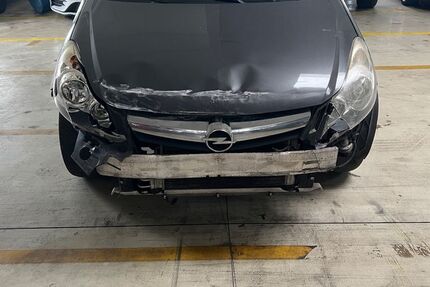 Opel Corsa 179.200 km 1.000 &euro; Groß-Zimmern 64846