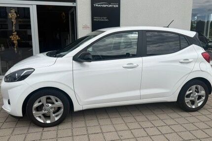 Hyundai i10 37.500 km 12.990 &euro; Straßlach bei München 82064