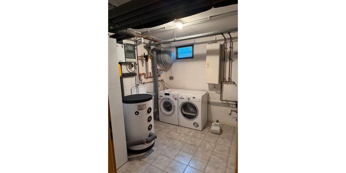 Doppelhaushälfte Bad Hersfeld - 7 Zimmer, 164 m&sup2;, 1.629&euro; | Angebot:25886917