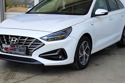 Hyundai i30 45.620 km 18.949 € Oberlungwitz 09353