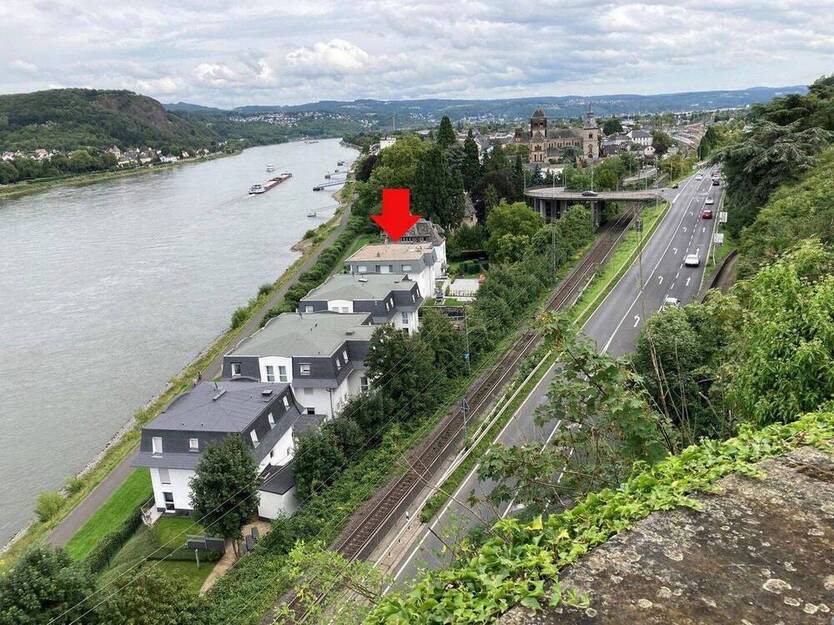 Möblierte Wohnung direkt am Rhein 2 zimmer