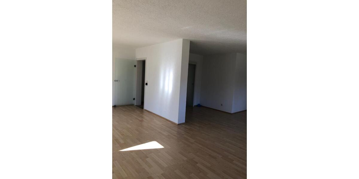 Einfamilienhaus Senftenberg - 4 Zimmer, 120 m&sup2;, 1.500&euro; | Angebot:25955462