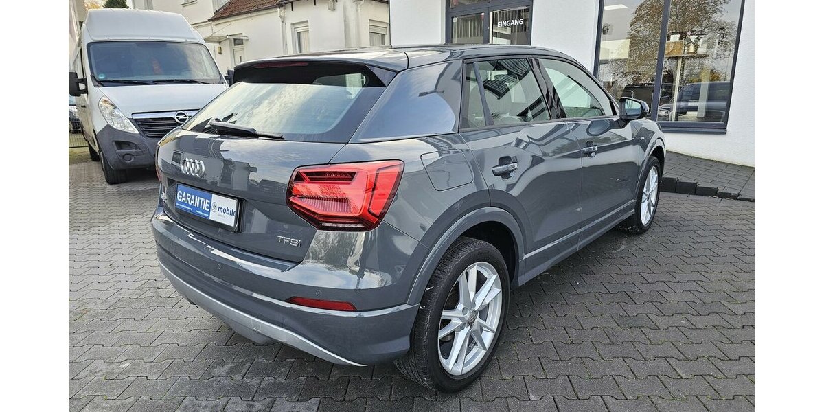 Audi Q2 1.4 TFSI S-Line Sportpaket / Plus 53.900 km 20.990 &euro; Löhne 32584