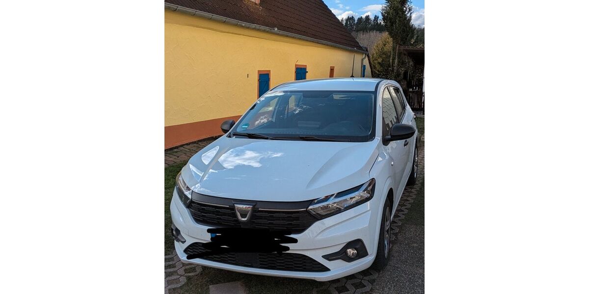 Dacia Sandero 102.000 km 7.150 &euro; Brücken 66904