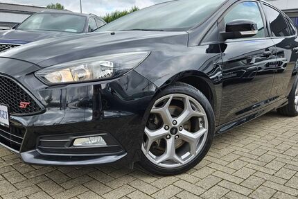 Ford Focus 80.000 km 15.990 &euro; Bekond 54340