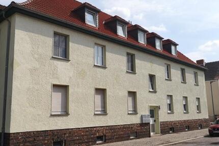 Wohnung Calbe (Saale) - 2 Zimmer, 44 m&sup2;, 300&euro; | Angebot:27625788
