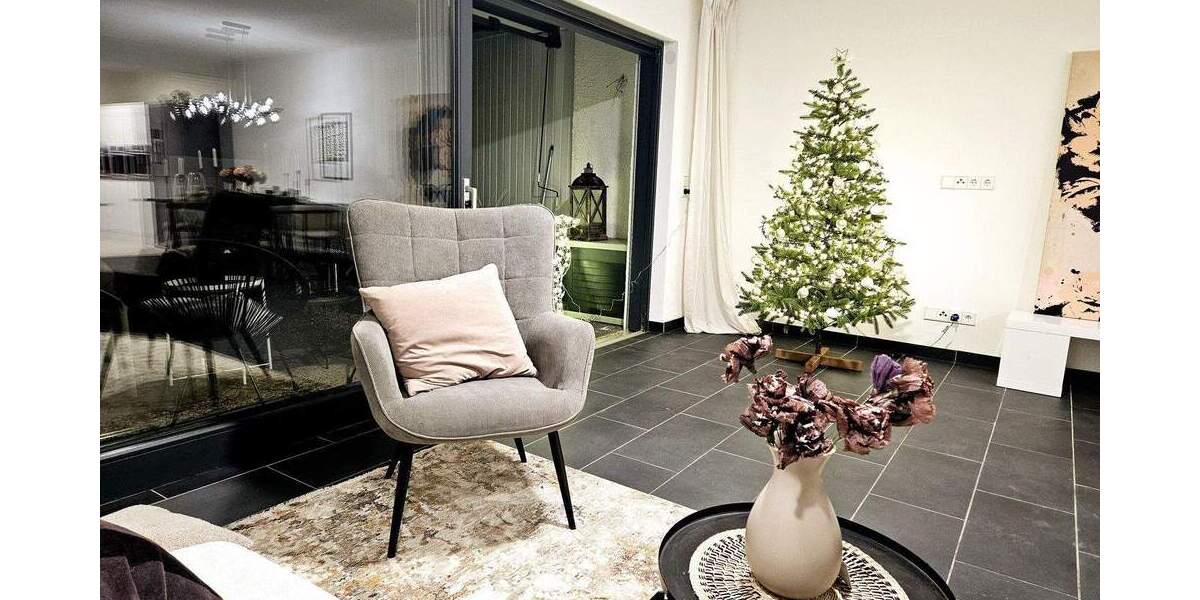 Weihnachten in den eigenen 4 Wänden! - Reihenhaus in schöner und ruhiger Lage - frisch saniert 6 zimmer