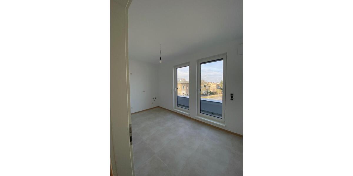 Dachgeschoßwohnung Oranienburg - 3 Zimmer, 88 m&sup2;, 1.496&euro; | Angebot:23297890
