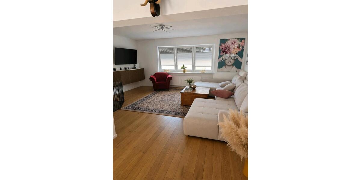 Mehrfamilienhaus, Wohnhaus Heusweiler - 8 Zimmer, 216 m&sup2;, 595.000&euro; | Angebot:27092317