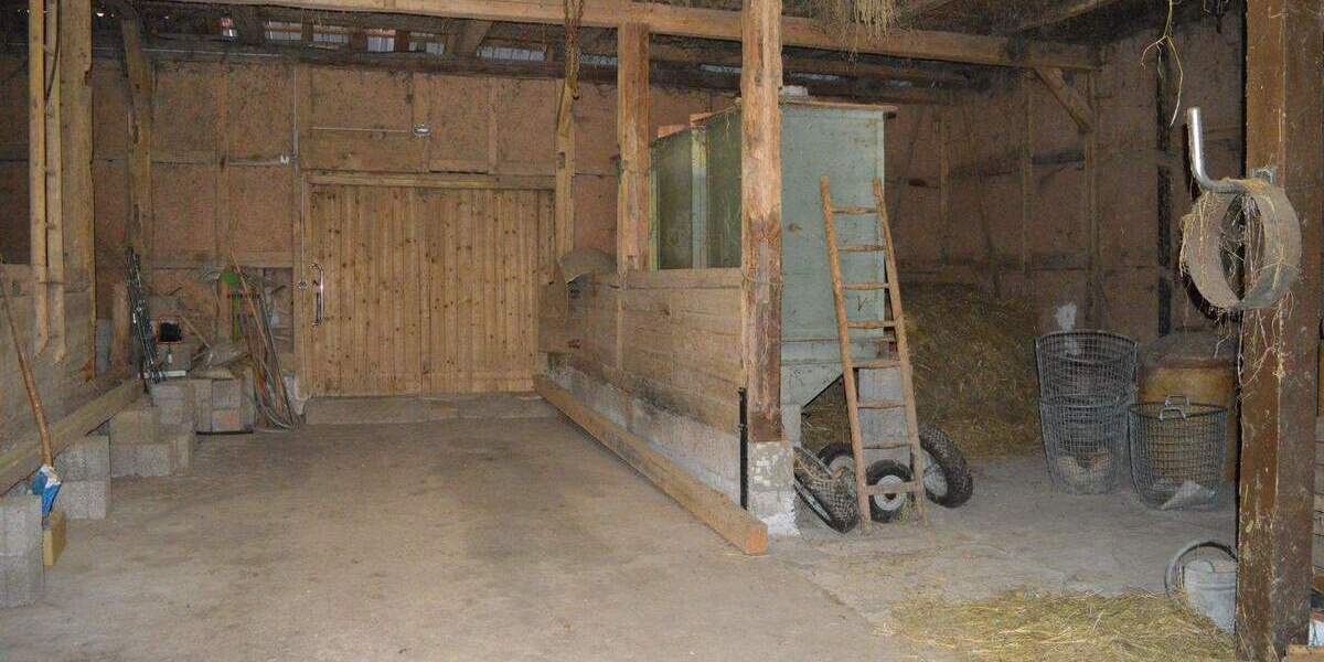 Einfamilienhaus Römhild Milz - 8 Zimmer, 150 m&sup2;, 72.000&euro; | Angebot:25668474