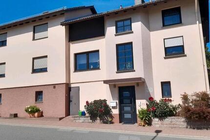 Haus Erbach - 11 Zimmer, 240 m&sup2;, 449.000&euro; | Angebot:27004759