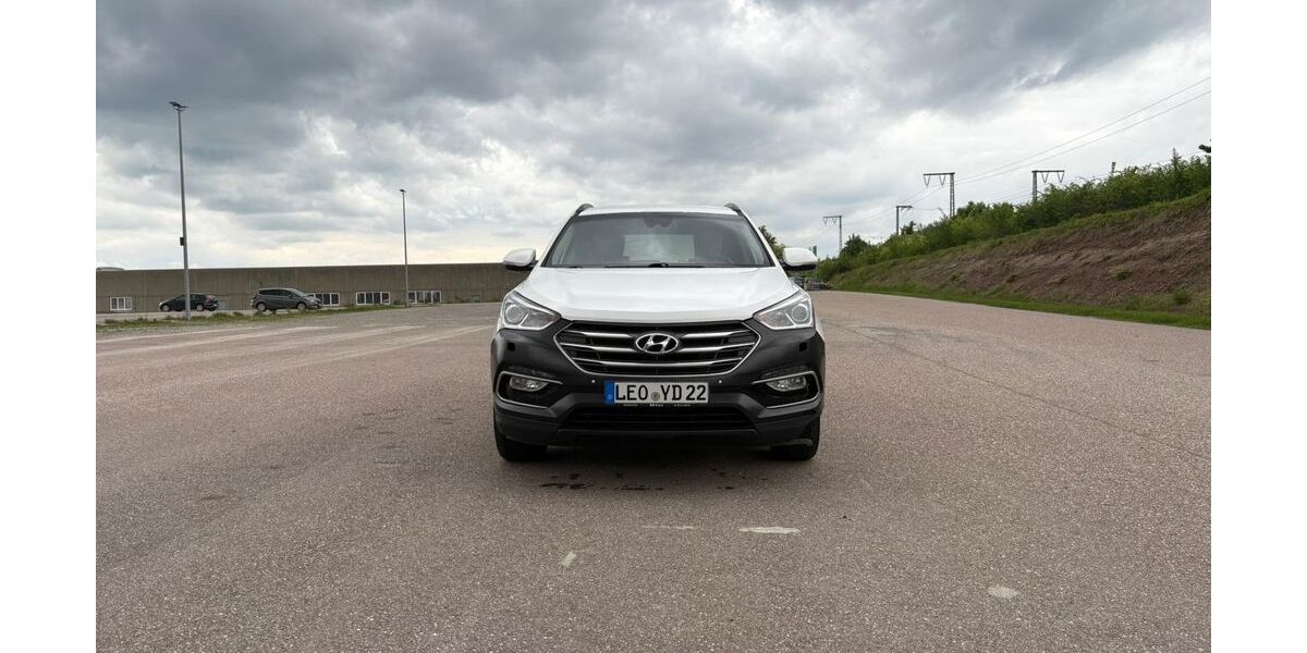 Hyundai SANTA FE 129.000 km 12.001 &euro; Sindelfingen 71063