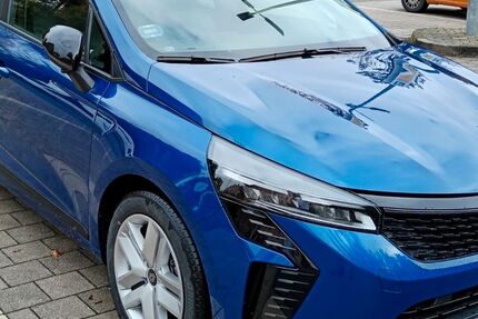 Renault Clio 9.800 km 16.990 &euro; Hartmannsgün 08233