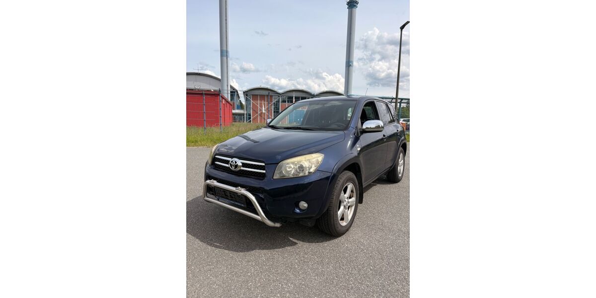 Toyota RAV 4 167.000 km 3.499 &euro; Greifswald 17489